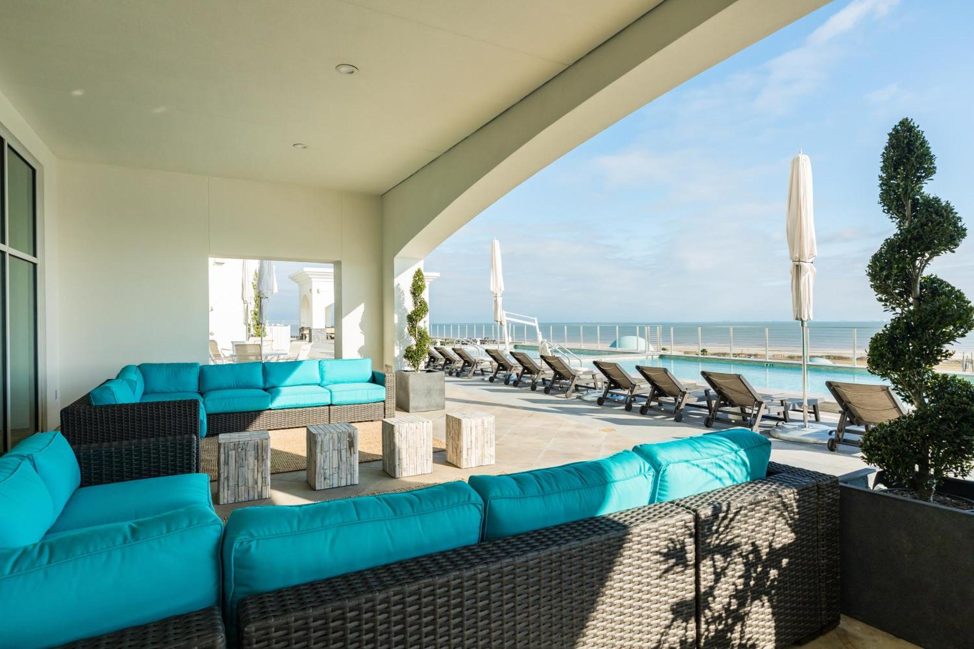 Emerald By The Sea Retreat Galveston Room photo